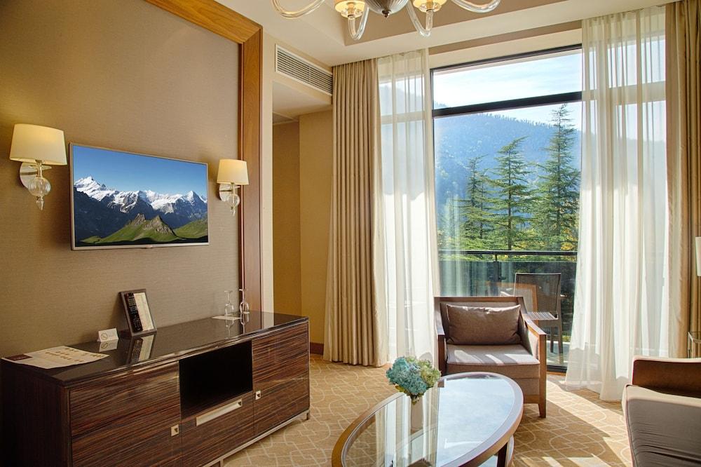 Borjomi Likani Hotel, Боржоми Екстериор снимка